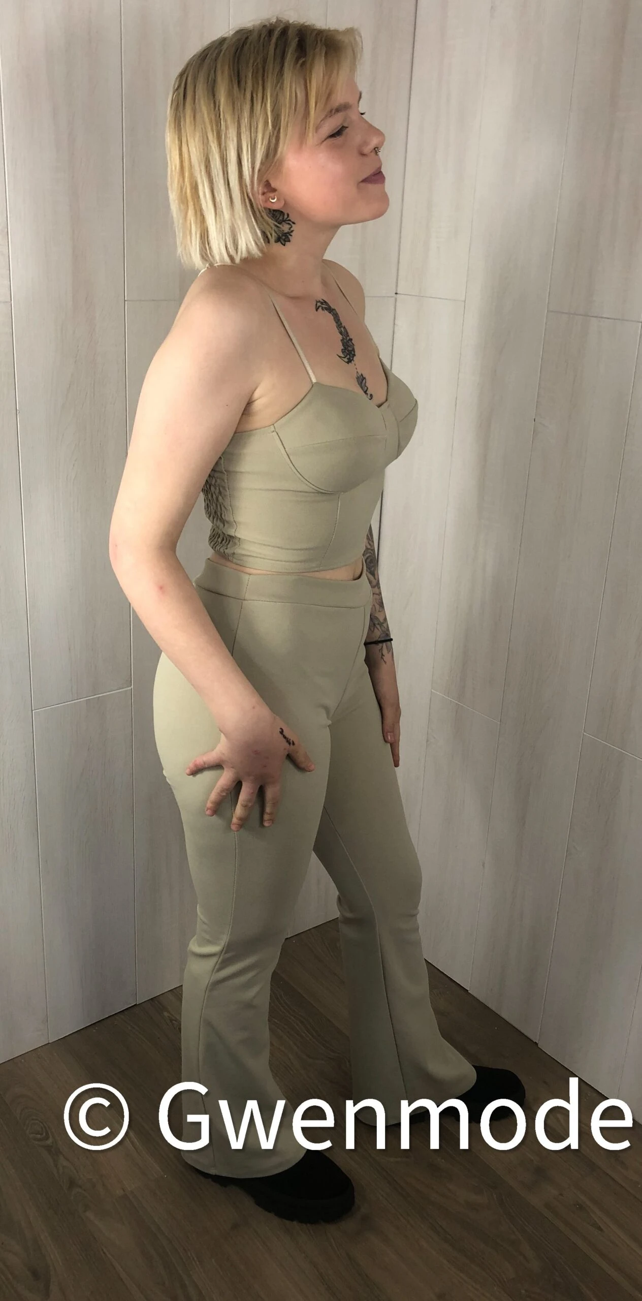 Ensemble Crème Pantalon Et Top – Image 2